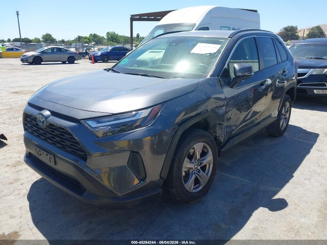 JTMMWRFV8PD194335 Toyota Rav4 Hybrid Le