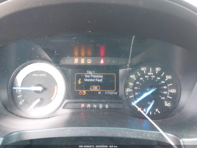 45264273 :رقم المزاد ، 1FM5K7B82GGC05585 vin ، 2016 Ford Explorer مزاد بيع