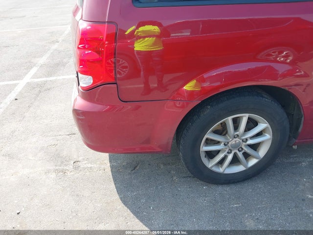 2015 Dodge Grand Caravan Sxt მანქანა იყიდება აუქციონზე, vin: 2C4RDGCG2FR569217, აუქციონის ნომერი: 45264287