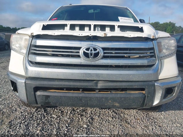 2017 Toyota Tundra Sr5 5.7l V8 მანქანა იყიდება აუქციონზე, vin: 5TFEW5F17HX226590, აუქციონის ნომერი: 45264392