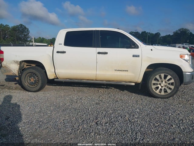 2017 Toyota Tundra Sr5 5.7l V8 მანქანა იყიდება აუქციონზე, vin: 5TFEW5F17HX226590, აუქციონის ნომერი: 45264392