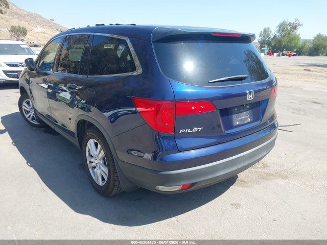 Honda PILOT LX 2018 5FNYF5H19JB026014 Image 3