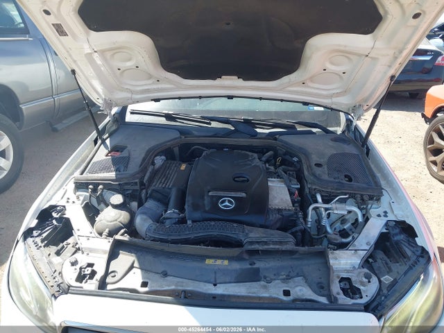 Mercedes-Benz E 300 2018 WDDZF4JB1JA299206 Image 10