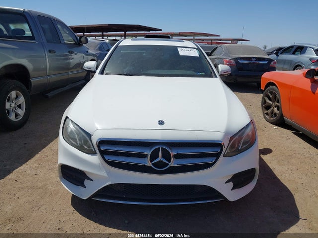 Mercedes-Benz E 300 2018 WDDZF4JB1JA299206 Image 12