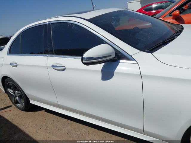 Mercedes-Benz E 300 2018 WDDZF4JB1JA299206 Image 13