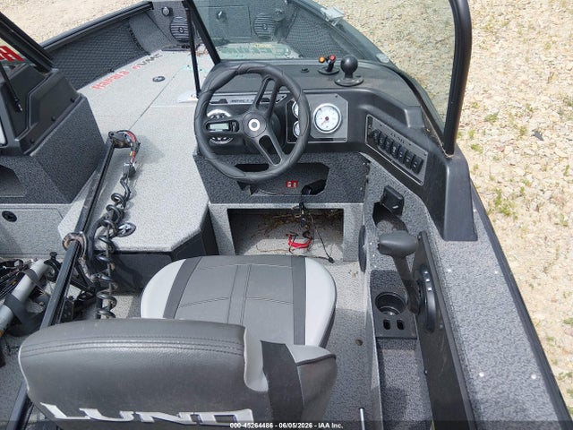 Продаж на аукціоні авто 2025 Lund 18', vin: LBBKJ284K425, номер лоту: 45264486