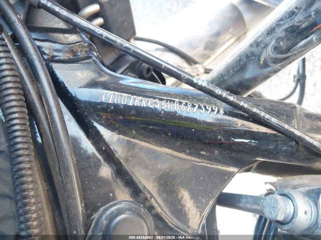 1HD1KRC35HB687399 Harley-Davidson Flhxs Street Glide Special