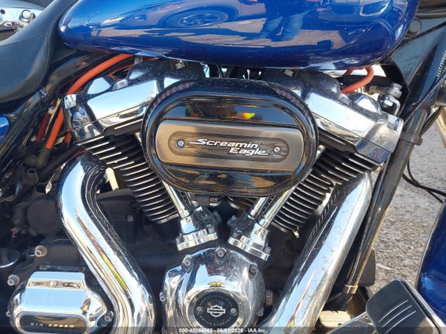 1HD1KRC35HB687399 Harley-Davidson Flhxs Street Glide Special