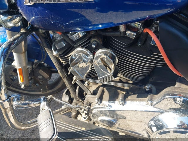 1HD1KRC35HB687399 Harley-Davidson Flhxs Street Glide Special