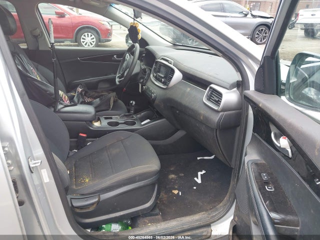 Продажа на аукционе авто 2018 Kia Sorento 2.4l L, vin: 5XYPG4A39JG344349, номер лота: 45264565