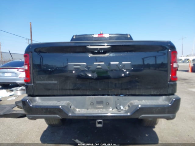 Продаж на аукціоні авто 2025 Ram 1500 Big Horn  4x2 5'7 Box, vin: 1C6RREFG5SN568403, номер лоту: 45264589