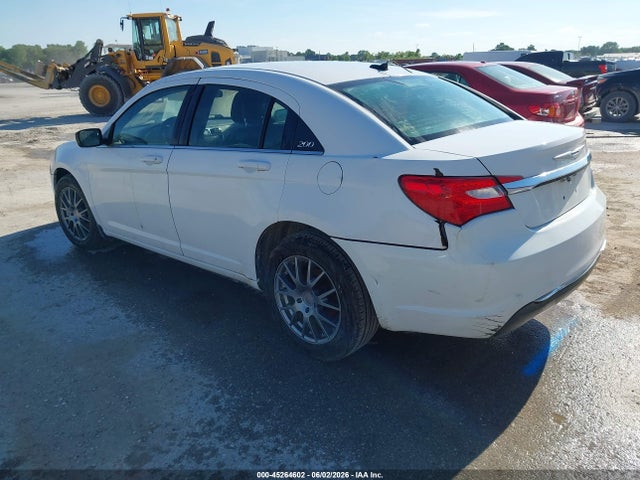 45264602 :رقم المزاد ، 1C3CCBAB6CN117528 vin ، 2012 Chrysler 200 Lx مزاد بيع