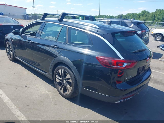 45264603 :رقم المزاد ، W04GV8SXXJ1089817 vin ، 2018 Buick Regal Tourx Essence مزاد بيع