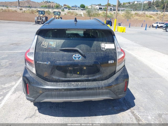 Toyota Prius C Three 2018 JTDKDTB31J1601709 Image 17