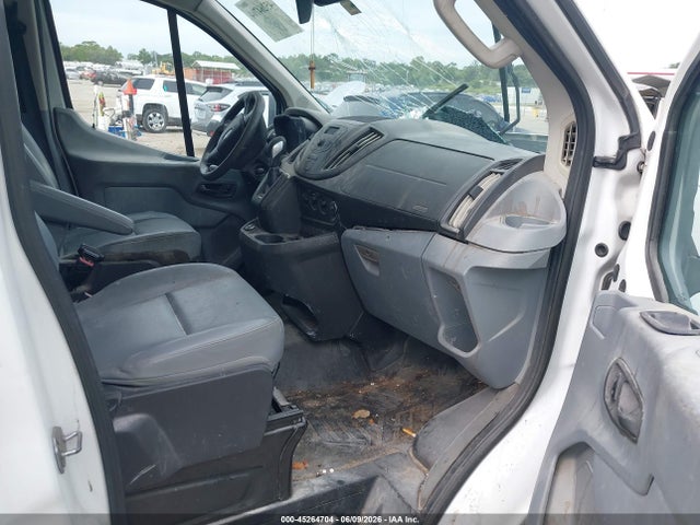 45264704 :رقم المزاد ، 1FTYE9ZM2JKA55943 vin ، 2018 Ford Transit-150 مزاد بيع