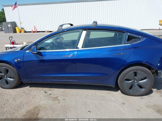 Продажа на аукционе авто 2019 Tesla Model 3 Long Range/performance, vin: 5YJ3E1EB8KF497561, номер лота: 45264757