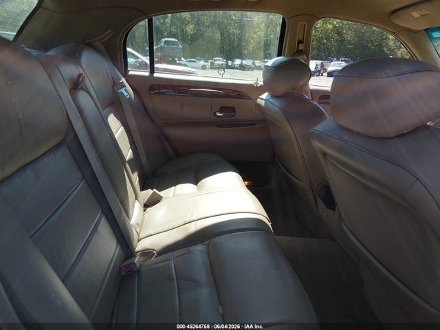 Aukcja sprzedaży 2001 Lincoln Town Car Executive, vin: 1LNHM81W31Y710291, numer aukcji: 45264758