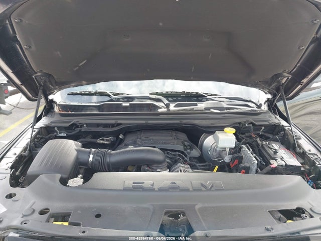 45264768 :رقم المزاد ، 1C6RREFT5NN247625 vin ، 2022 Ram 1500 Big Horn  4x2 5'7 Box مزاد بيع