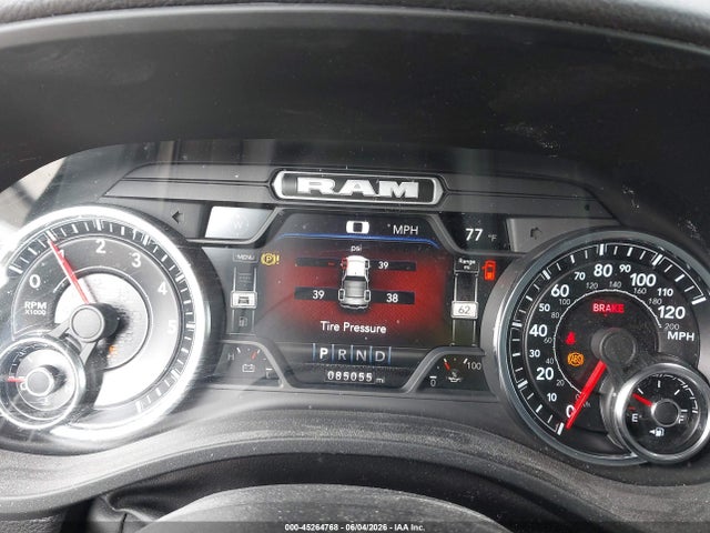 45264768 :رقم المزاد ، 1C6RREFT5NN247625 vin ، 2022 Ram 1500 Big Horn  4x2 5'7 Box مزاد بيع