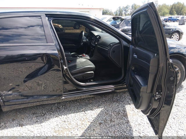 2C3CCAGG3FH787046 Chrysler 300 S