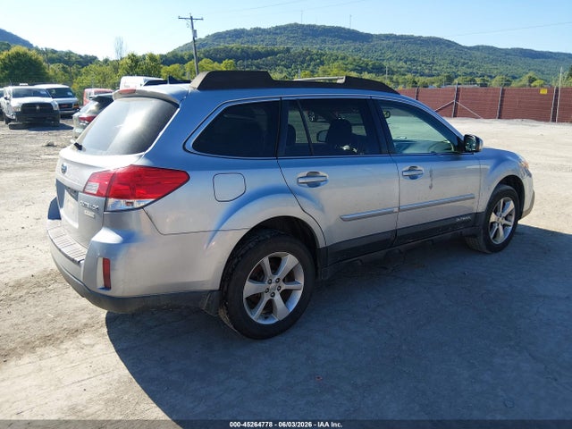 Продажа на аукционе авто 2014 Subaru Outback 2.5i Limited, vin: 4S4BRBLC2E3314539, номер лота: 45264778