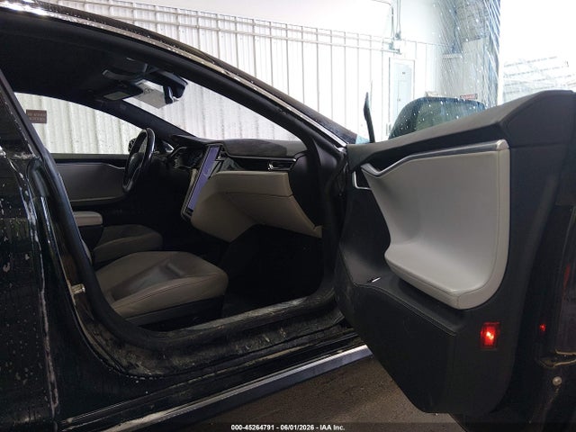 Tesla Model S P85d 2014 5YJSA1H24EFP65996 Image 5