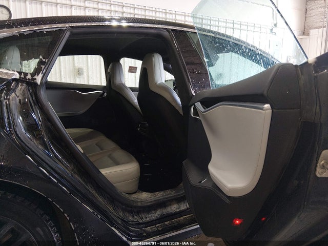 Tesla Model S P85d 2014 5YJSA1H24EFP65996 Image 8