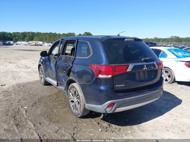 Продаж на аукціоні авто 2016 Mitsubishi Outlander Se, vin: JA4AD3A31GZ007008, номер лоту: 45264832