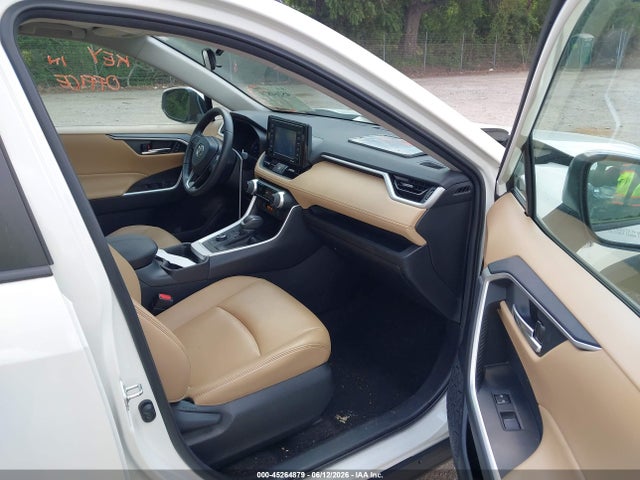 4T3B6RFV2MU044615 Toyota Rav4 Hybrid Xle Premium