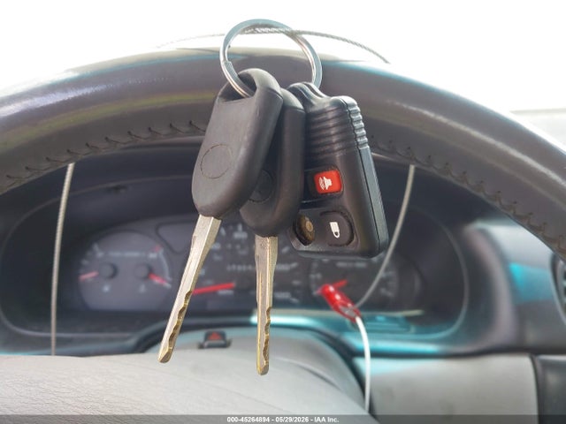 45264894 :رقم المزاد ، 1FAHP56SX1G194622 vin ، 2001 Ford Taurus Sel مزاد بيع
