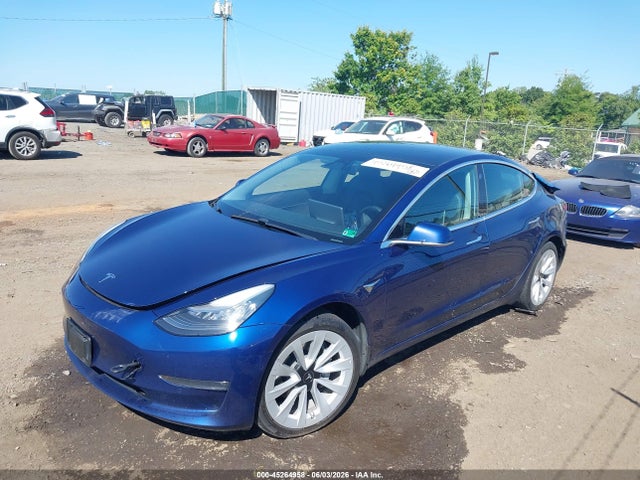 2019 Tesla Model 3 Long Range/performance მანქანა იყიდება აუქციონზე, vin: 5YJ3E1EB2KF433922, აუქციონის ნომერი: 45264958