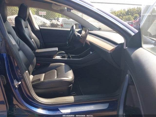 2019 Tesla Model 3 Long Range/performance მანქანა იყიდება აუქციონზე, vin: 5YJ3E1EB2KF433922, აუქციონის ნომერი: 45264958
