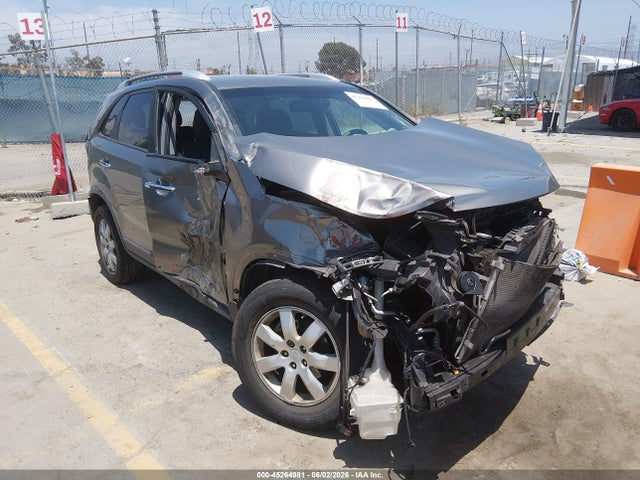 Продажа на аукционе авто 2011 Kia Sorento Lx, vin: 5XYKT3A19BG081747, номер лота: 45264981