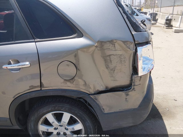 Продажа на аукционе авто 2011 Kia Sorento Lx, vin: 5XYKT3A19BG081747, номер лота: 45264981
