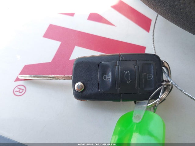 2006 Volkswagen New Beetle Tdi მანქანა იყიდება აუქციონზე, vin: 3VWRR31C06M412655, აუქციონის ნომერი: 45264988