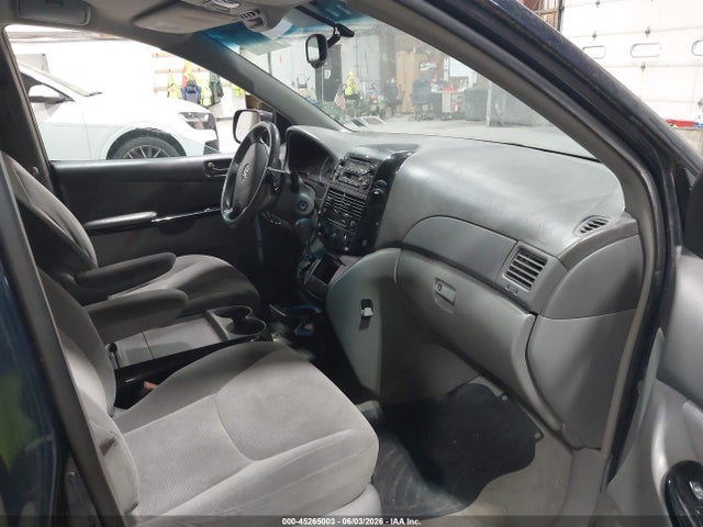 2004 Toyota Sienna Le მანქანა იყიდება აუქციონზე, vin: 5TDZA23C74S117034, აუქციონის ნომერი: 45265003