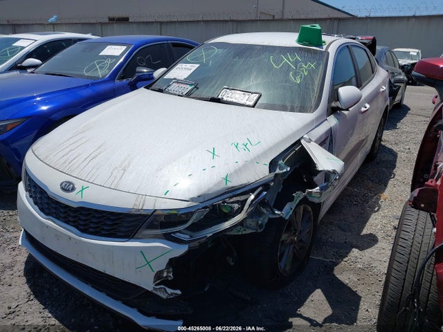 KIA Optima Lx 2020 5XXGT4L33LG437156 Image 2