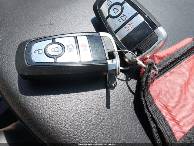 3FA6P0UU1JR278819 Ford Fusion Hybrid S