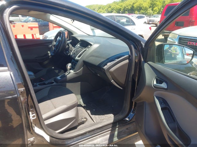 45265029 :رقم المزاد ، 1FADP3K25DL321149 vin ، 2013 Ford Focus Se مزاد بيع