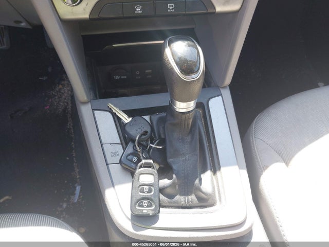 Hyundai ELANTRA SE 2017 KMHD74LF1HU351715 Image 11