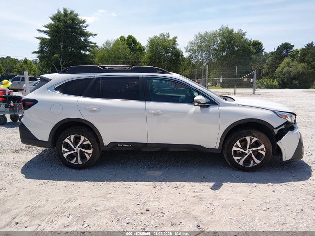Subaru Outback Limited 2022 4S4BTANC2N3277940 Image 13