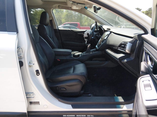 Subaru Outback Limited 2022 4S4BTANC2N3277940 Image 5