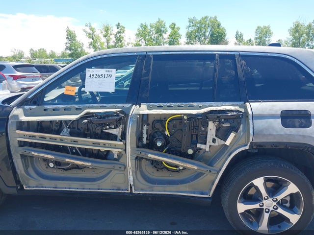 Продажа на аукционе авто 2024 Jeep Grand Cherokee 4xe, vin: 1C4RJYB63RC114168, номер лота: 45265139
