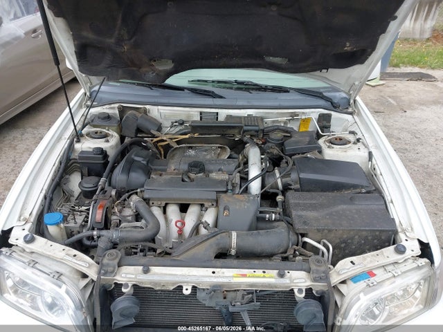 45265167 :رقم المزاد ، YV1VW27534F040698 vin ، 2004 Volvo V40 A/lse مزاد بيع