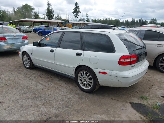 45265167 :رقم المزاد ، YV1VW27534F040698 vin ، 2004 Volvo V40 A/lse مزاد بيع