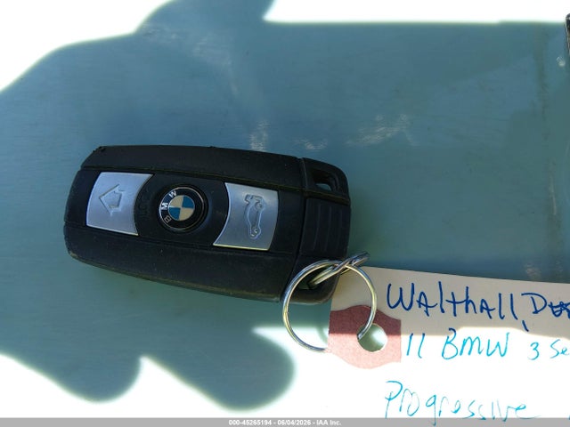 Продажа на аукционе авто 2011 Bmw 328i, vin: WBAPH7C52BA802194, номер лота: 45265194