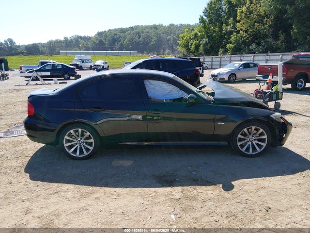2011 Bmw 328i მანქანა იყიდება აუქციონზე, vin: WBAPH7C52BA802194, აუქციონის ნომერი: 45265194