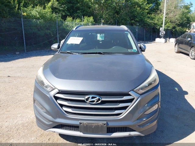 2017 Hyundai Tucson Sport მანქანა იყიდება აუქციონზე, vin: KM8J33A2XHU530490, აუქციონის ნომერი: 45265211
