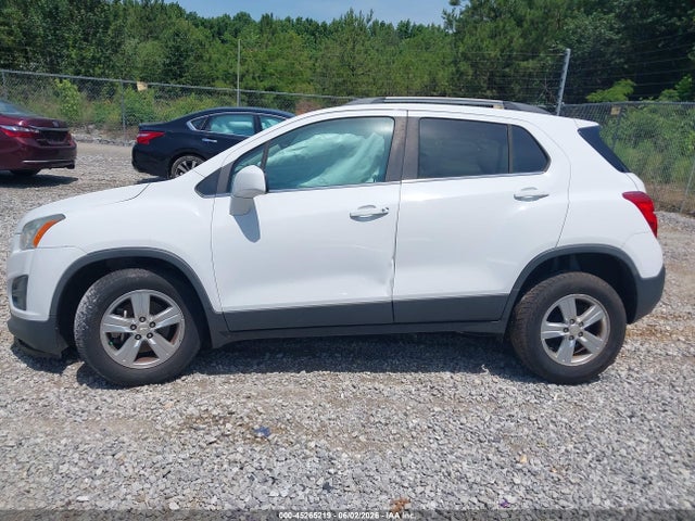 3GNCJLSB9GL272478 Chevrolet Trax Lt