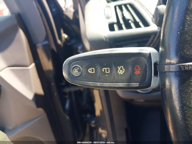 2015 Ford Escape Titanium მანქანა იყიდება აუქციონზე, vin: 1FMCU9J96FUC01787, აუქციონის ნომერი: 45265229